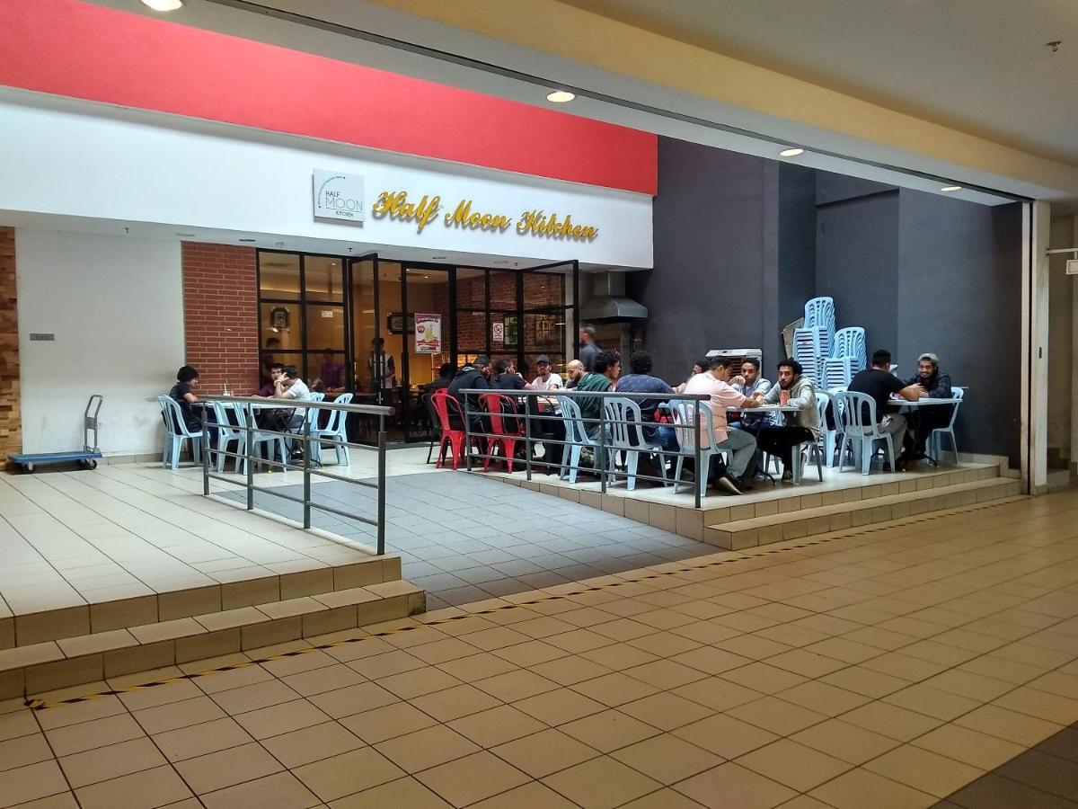 Azfa Duplex Suite At De Centrum Putrajaya Bangi Free Wifi Kajang Exterior photo