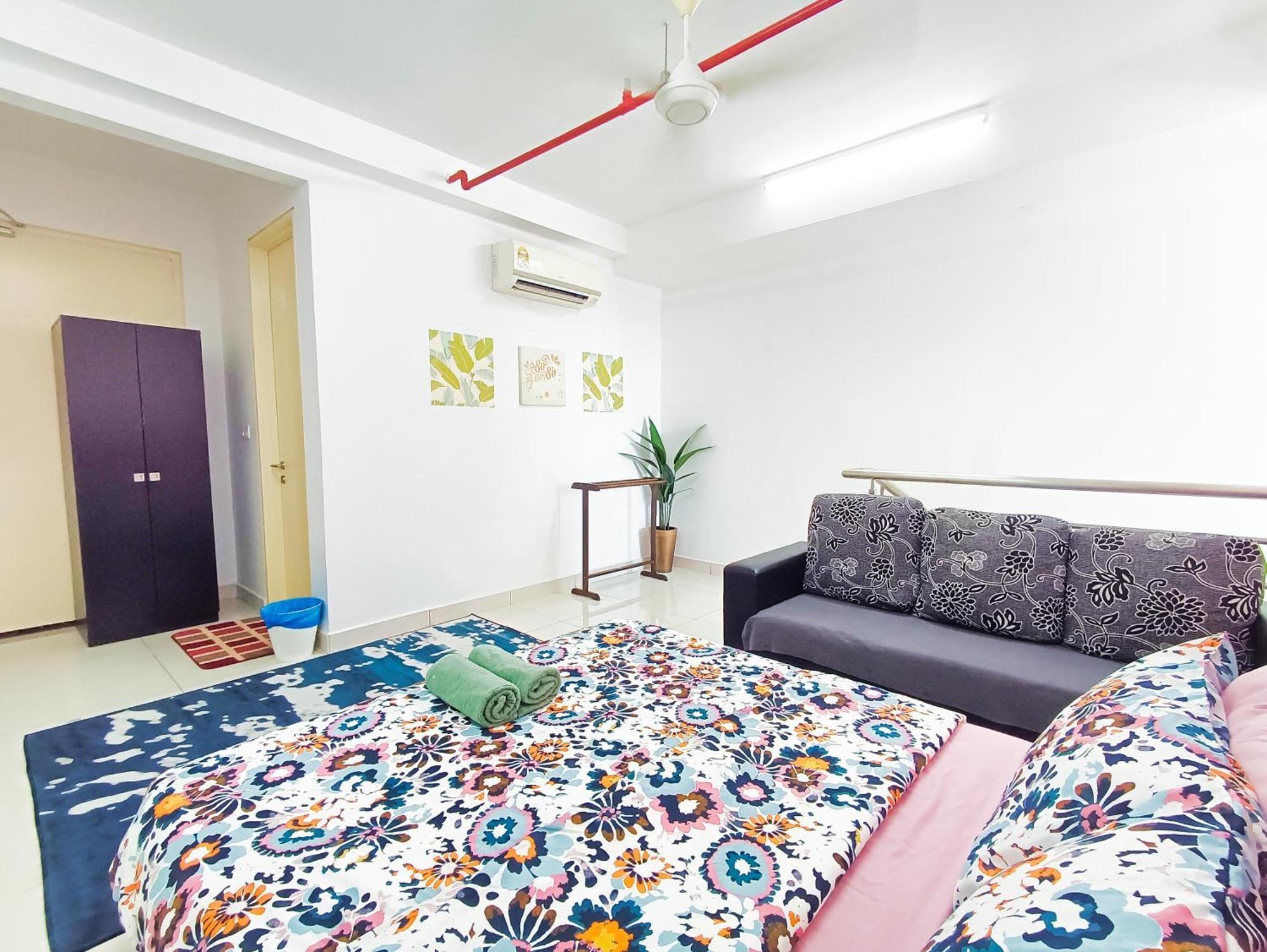 Azfa Duplex Suite At De Centrum Putrajaya Bangi Free Wifi Kajang Exterior photo