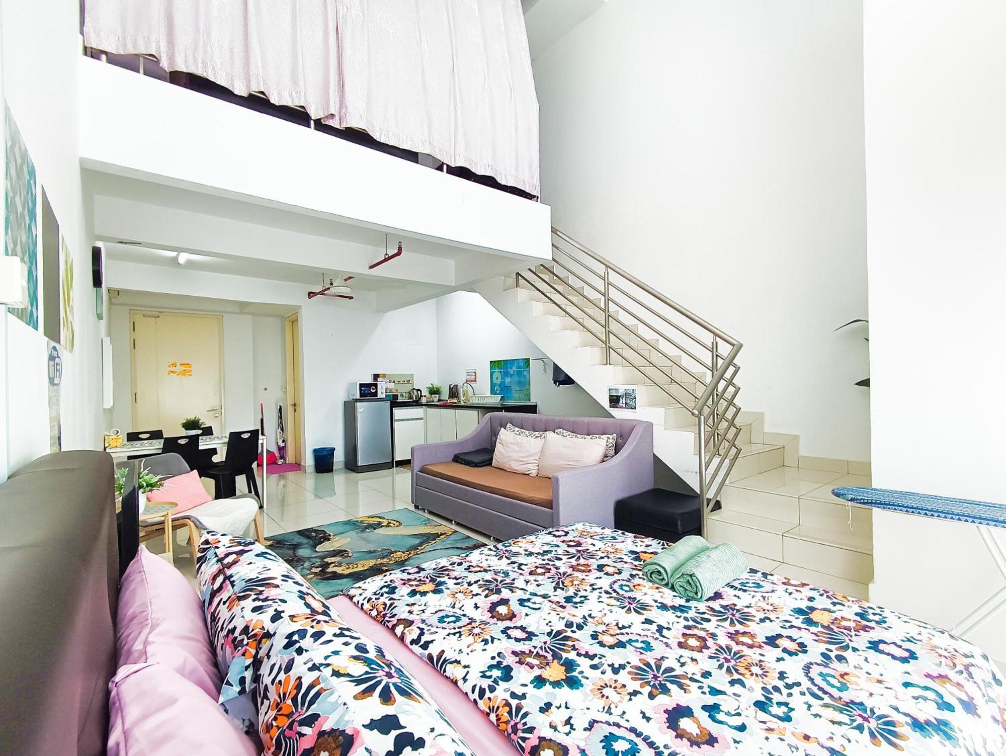 Azfa Duplex Suite At De Centrum Putrajaya Bangi Free Wifi Kajang Exterior photo